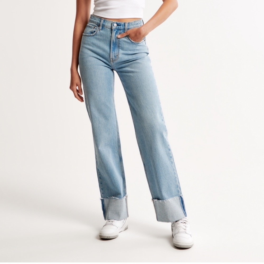 Abercrombie and Fitch Curve Love High Rise 90s Relaxed Jeans